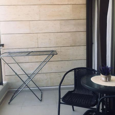 2 Bdr Nitza Appartment With Balkony Netanya Exterior photo