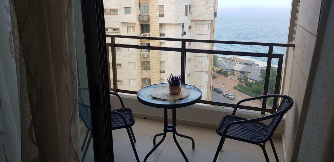 2 Bdr Nitza Appartment With Balkony Netanya Exterior photo